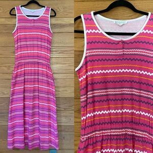 Vintage 90s Heirlooms pink chevron stripes knit maxi dress